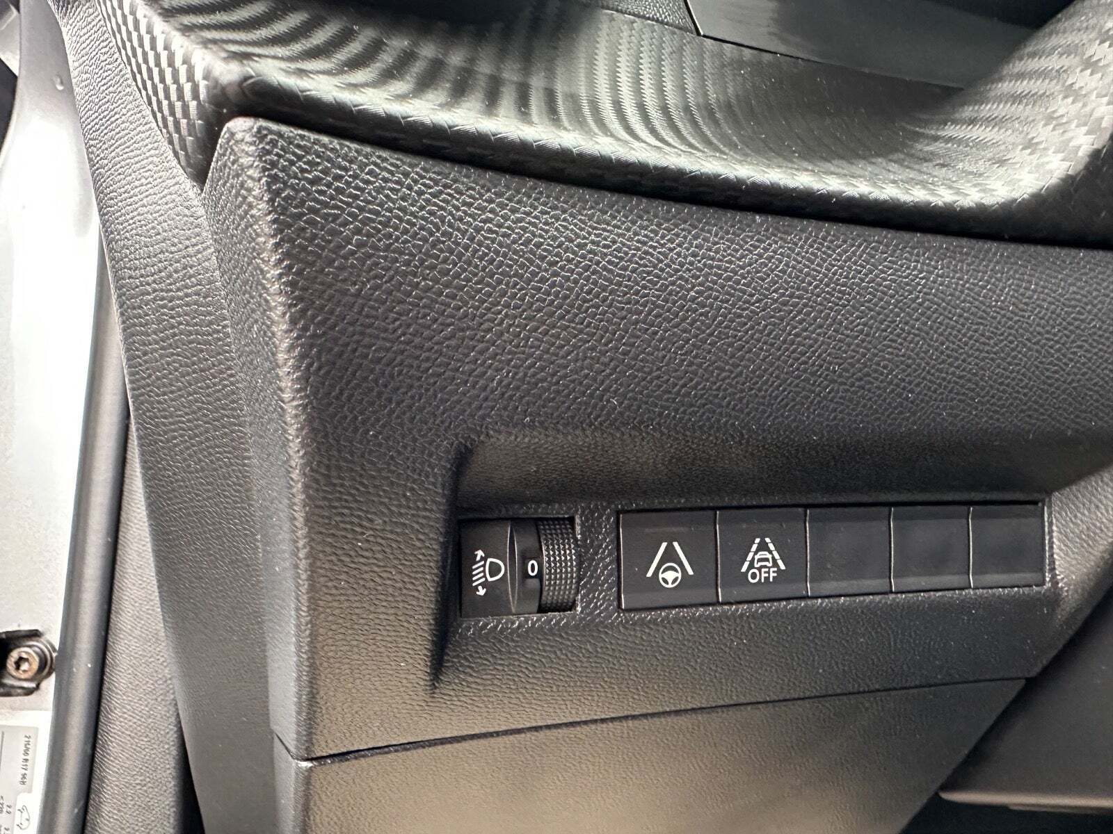 undefined Peugeot 2008 fra 2021