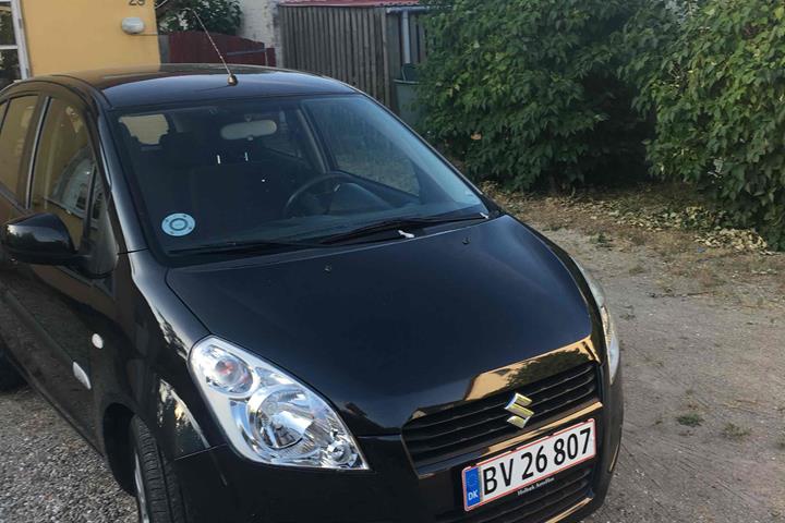 Sort Suzuki Splash fra 2011
