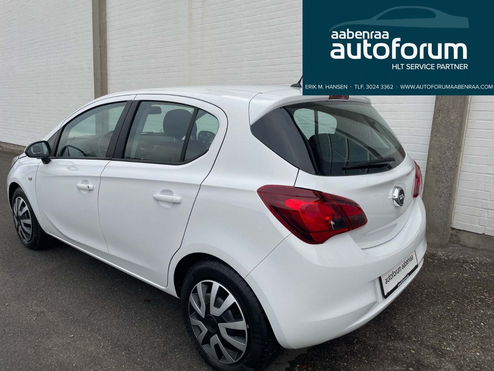Hvid Opel Corsa fra 2016