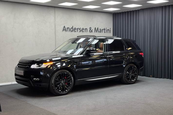 Sort Land Rover Range Rover sport fra 2017 set udefra