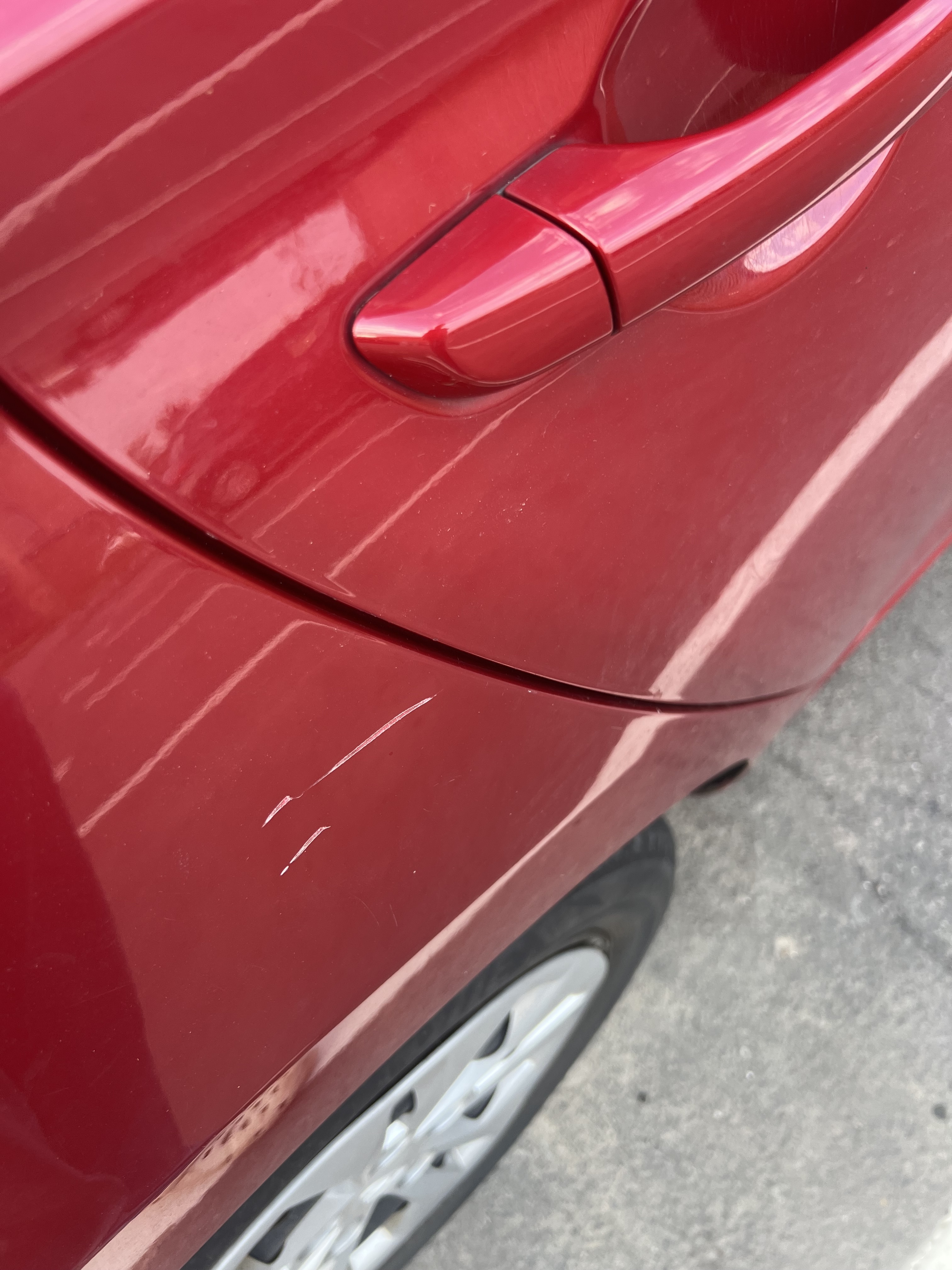 Rød Hyundai i30 fra 2018