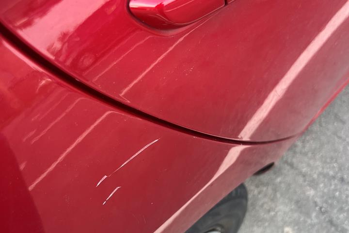 Rød Hyundai i30 fra 2018