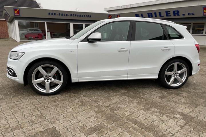Hvid Audi SQ5 fra 2015