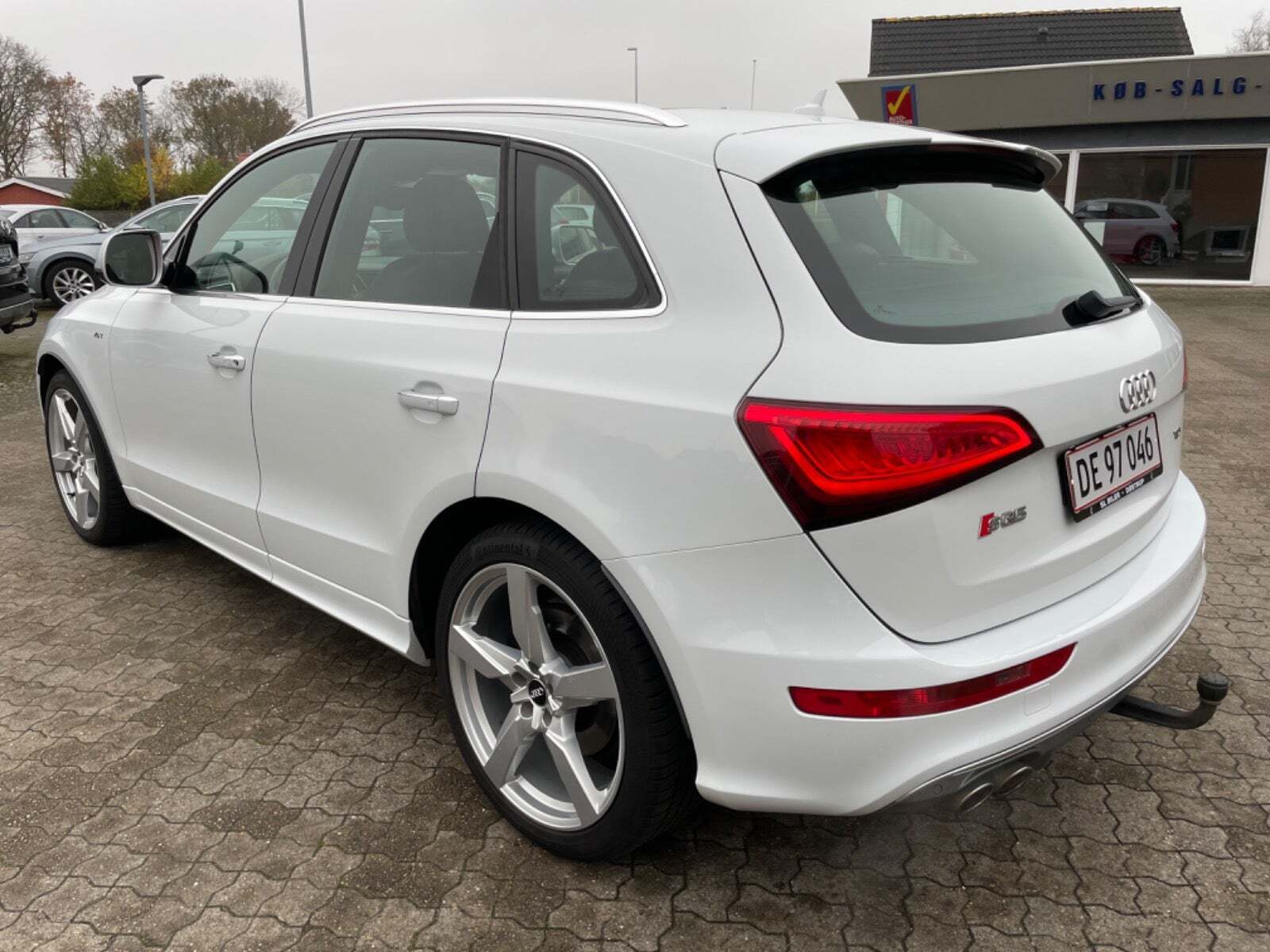 Hvid Audi SQ5 fra 2015