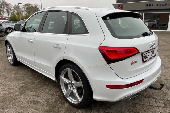 Hvid Audi SQ5 fra 2015