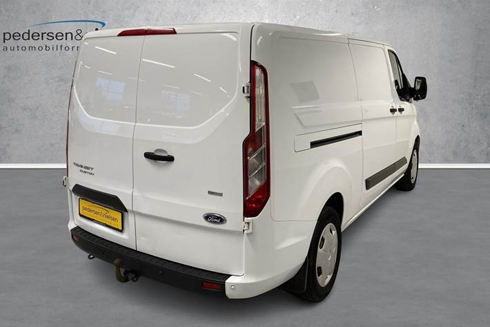Hvid Ford Transit Custom fra 2018