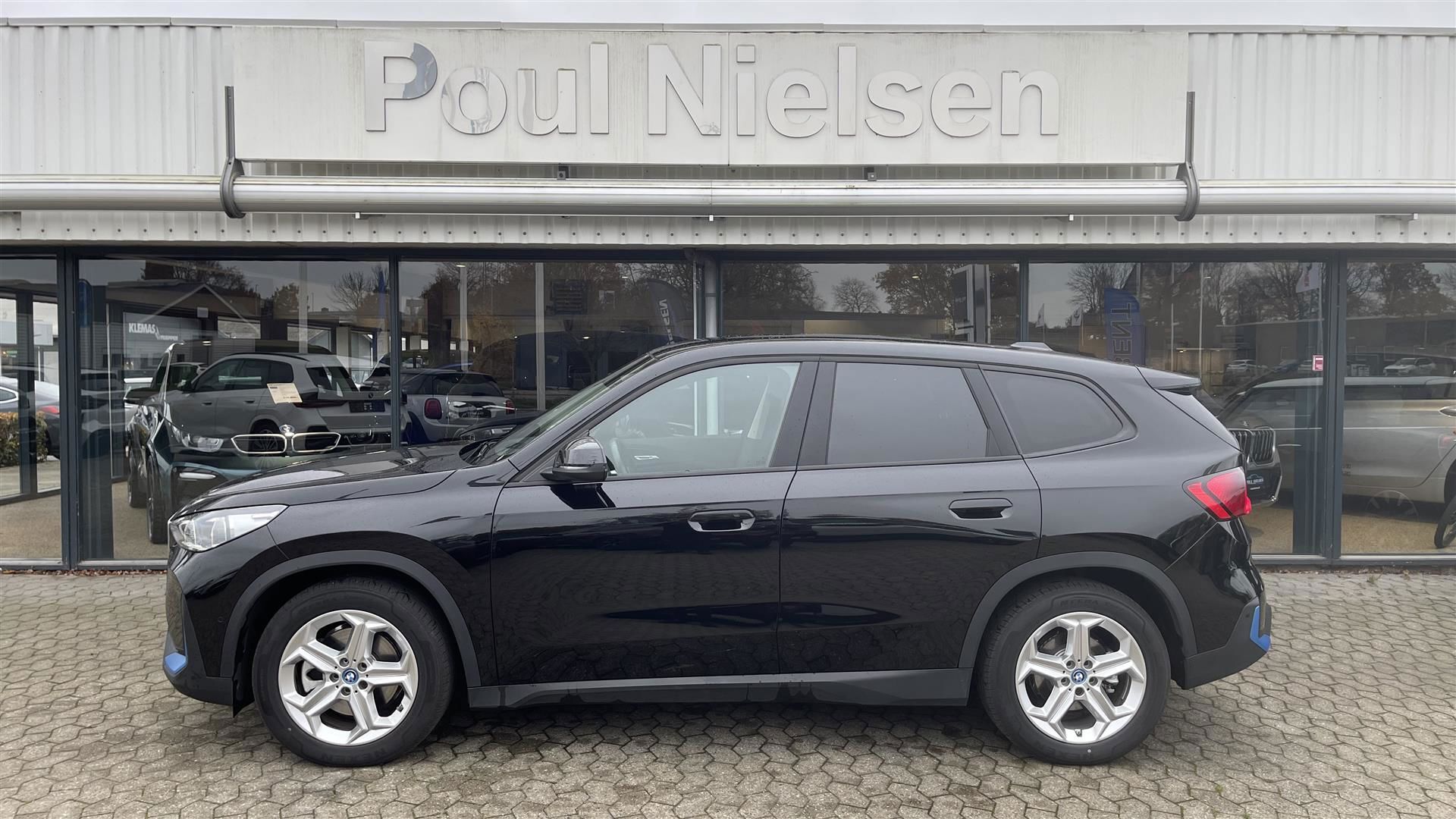 BMW iX1 xDrive30 EL 4x4 313HK 5d Aut.