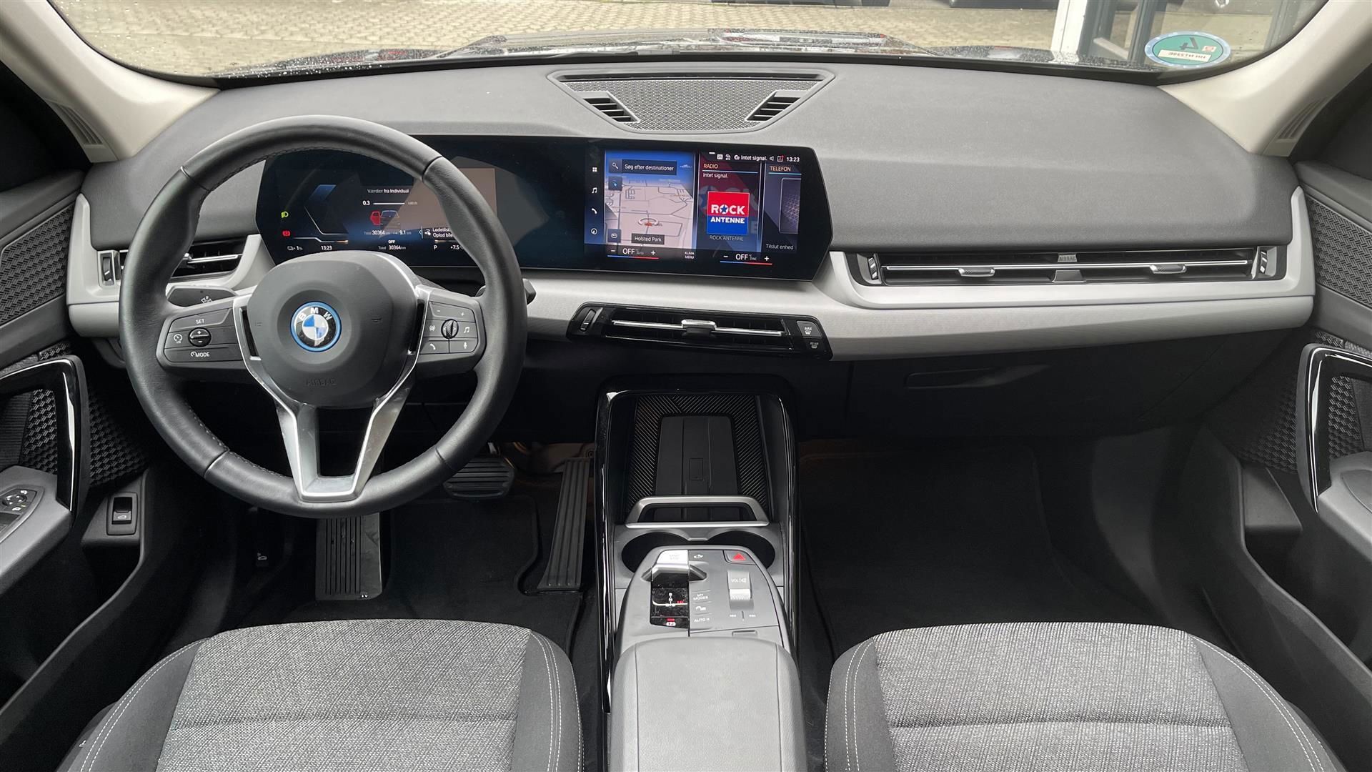 Sort BMW iX1 fra 2023