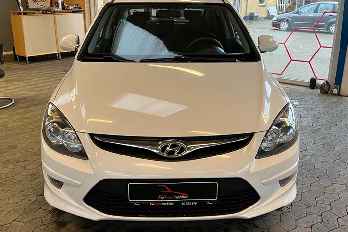 Hvid Hyundai i30 fra 2011