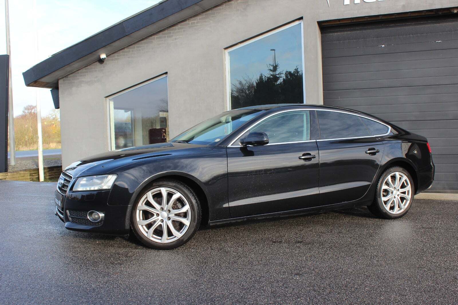 Sort Audi A5 fra 2011