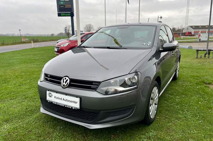 Brun VW Polo fra 2014