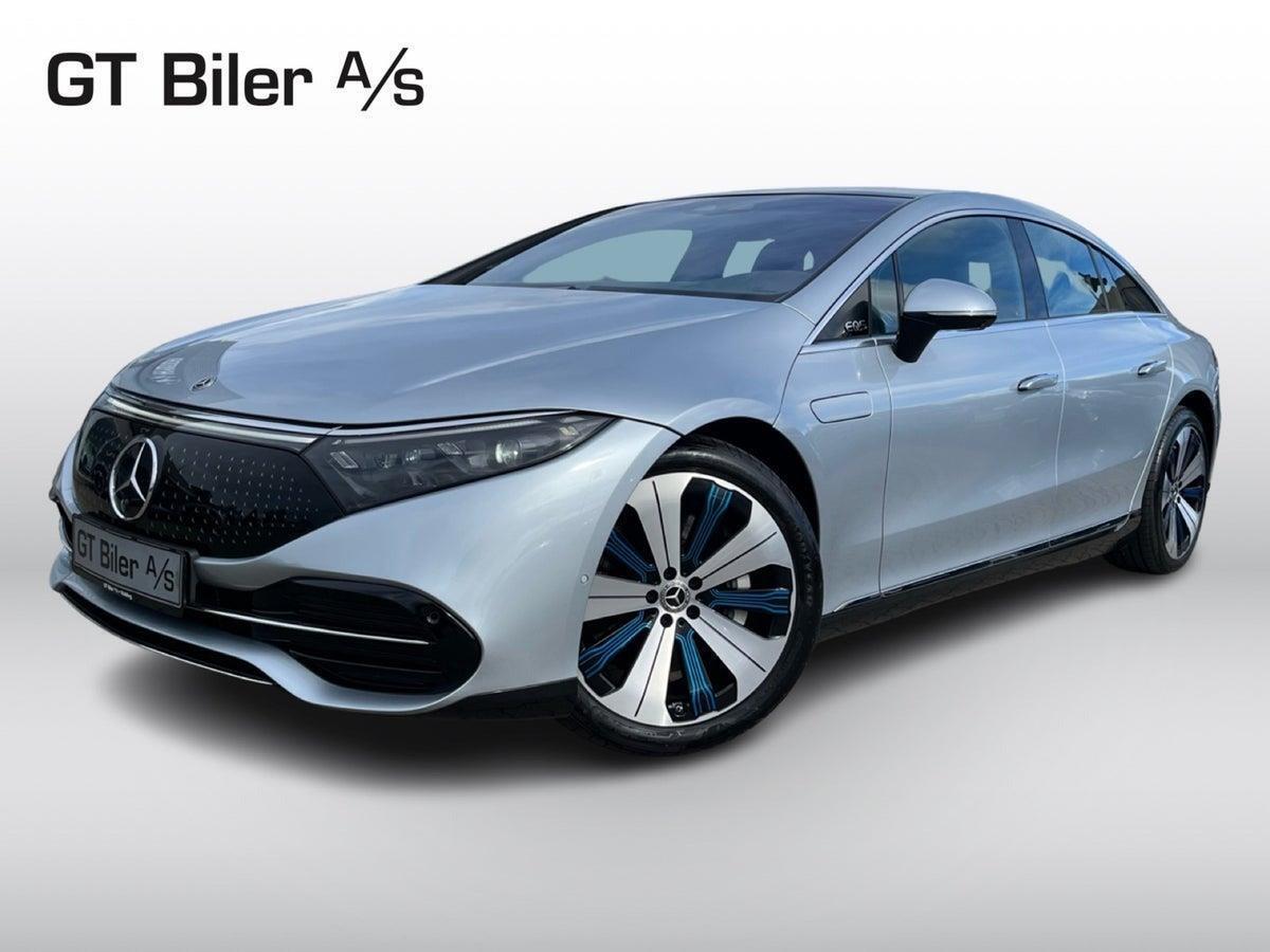 Sølv Mercedes EQS450+ fra 2022 set udefra