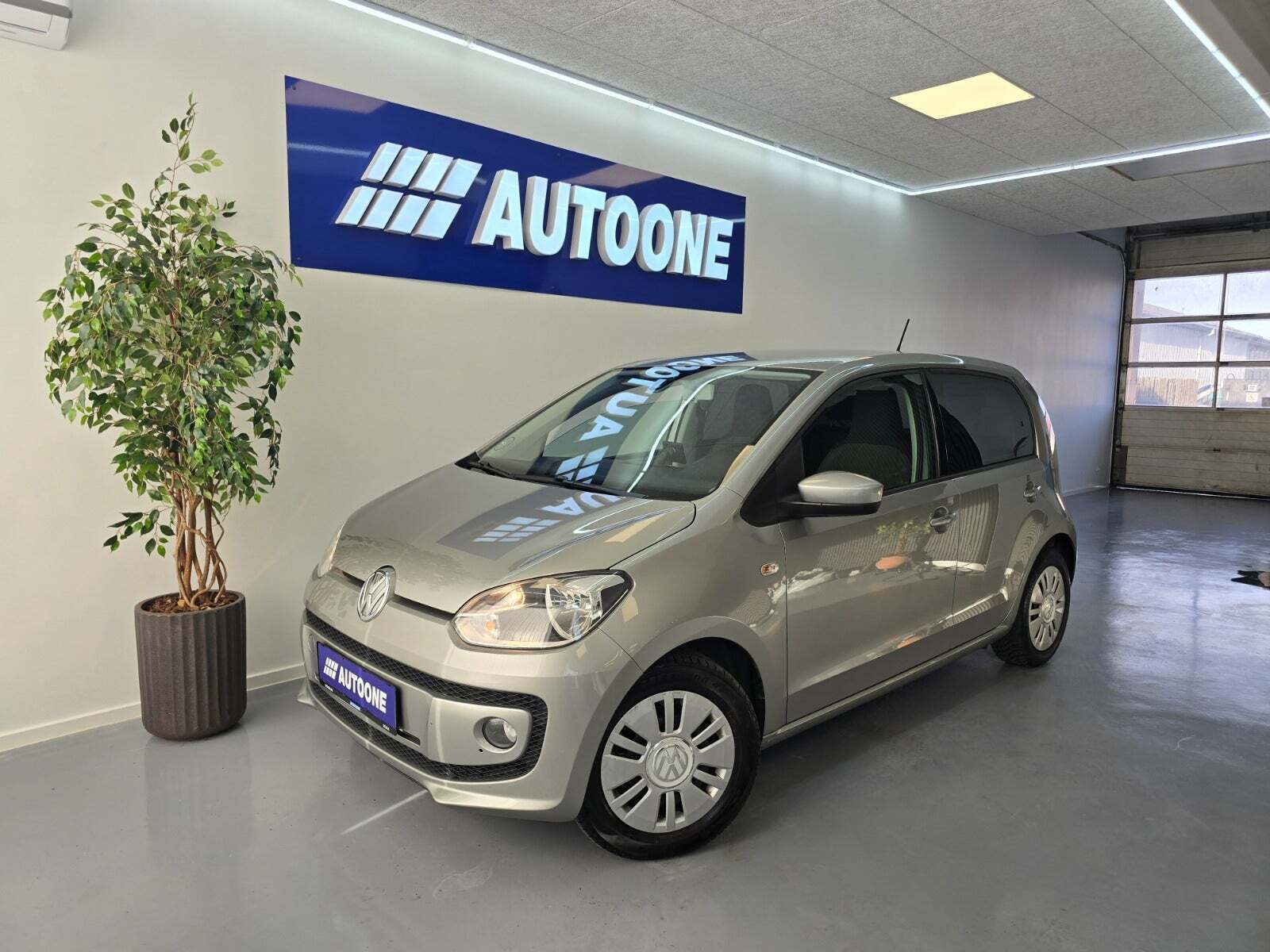 Sølv VW UP! fra 2016