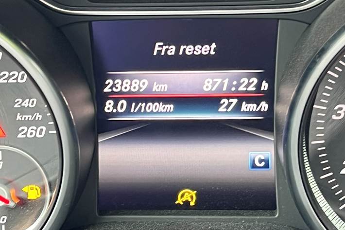 Sort Mercedes GLA200 fra 2019