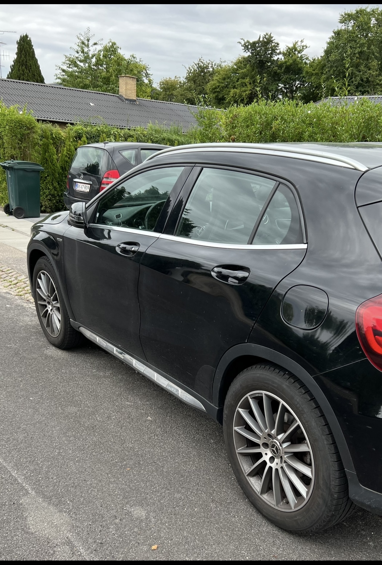 Sort Mercedes GLA200 fra 2019