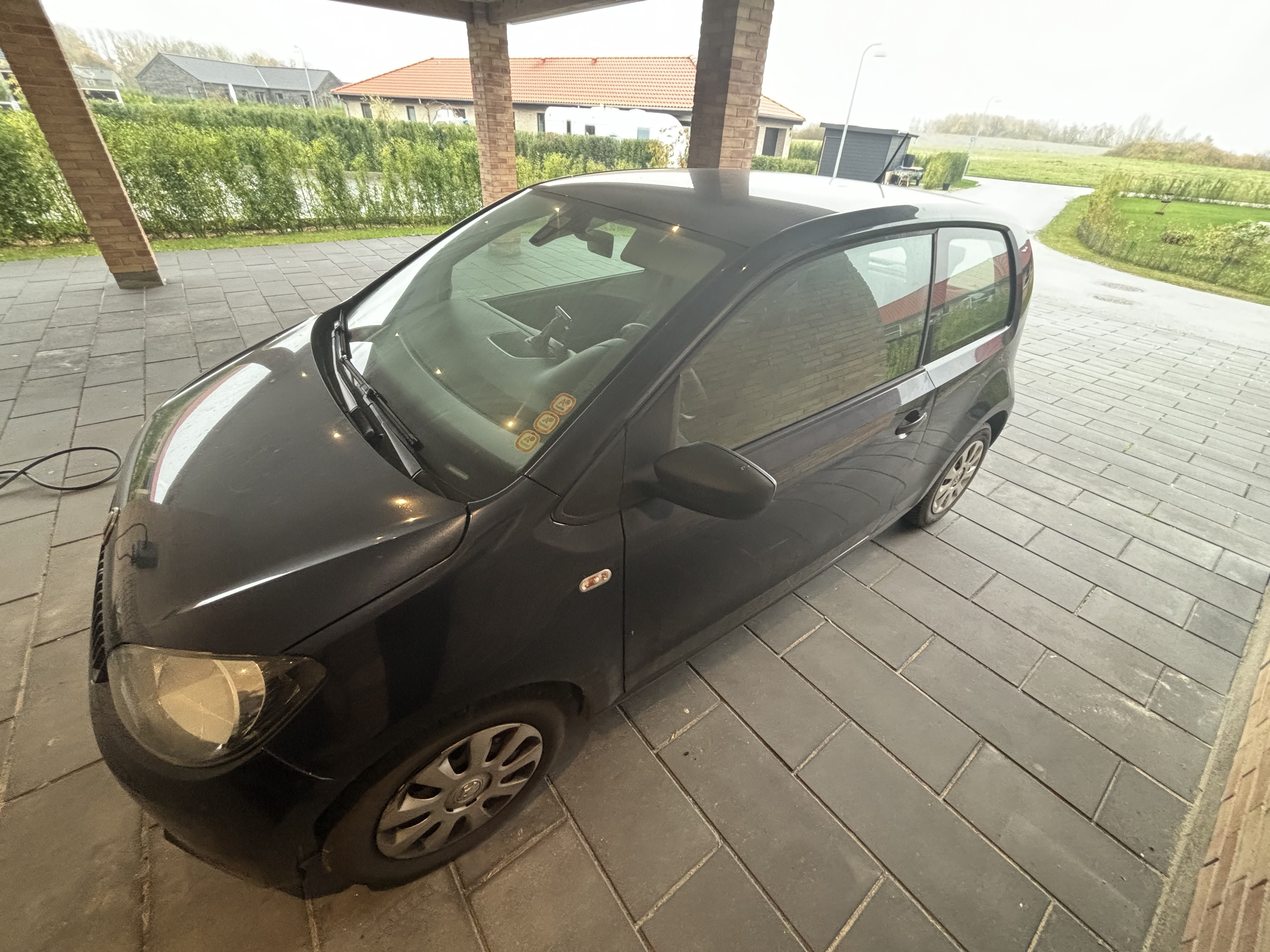 Blå Skoda Citigo fra 2014