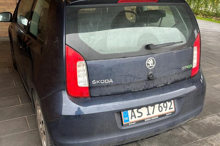 Blå Skoda Citigo fra 2014