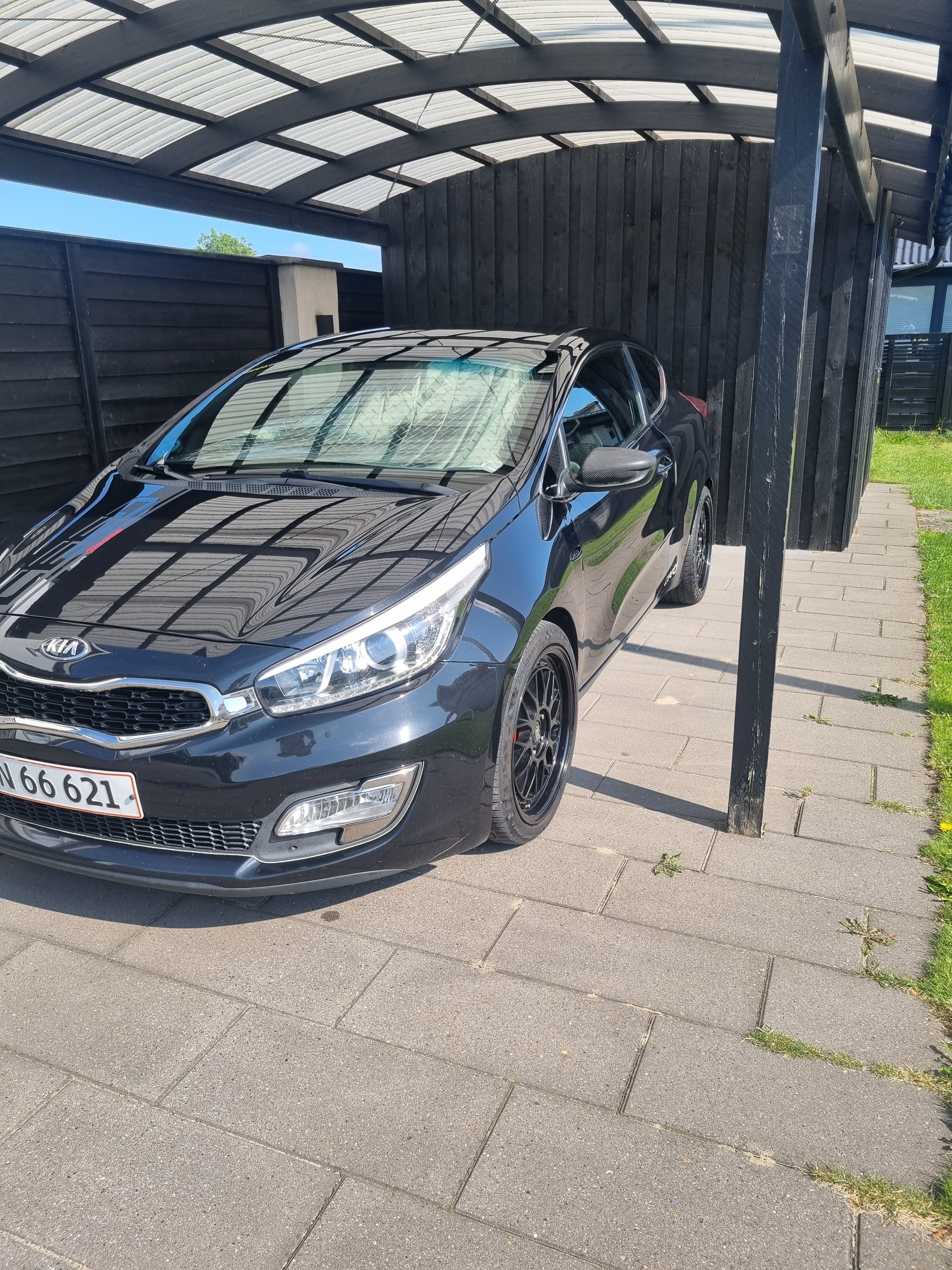 Kia Ceed 1,6 3-dørs Man. 6