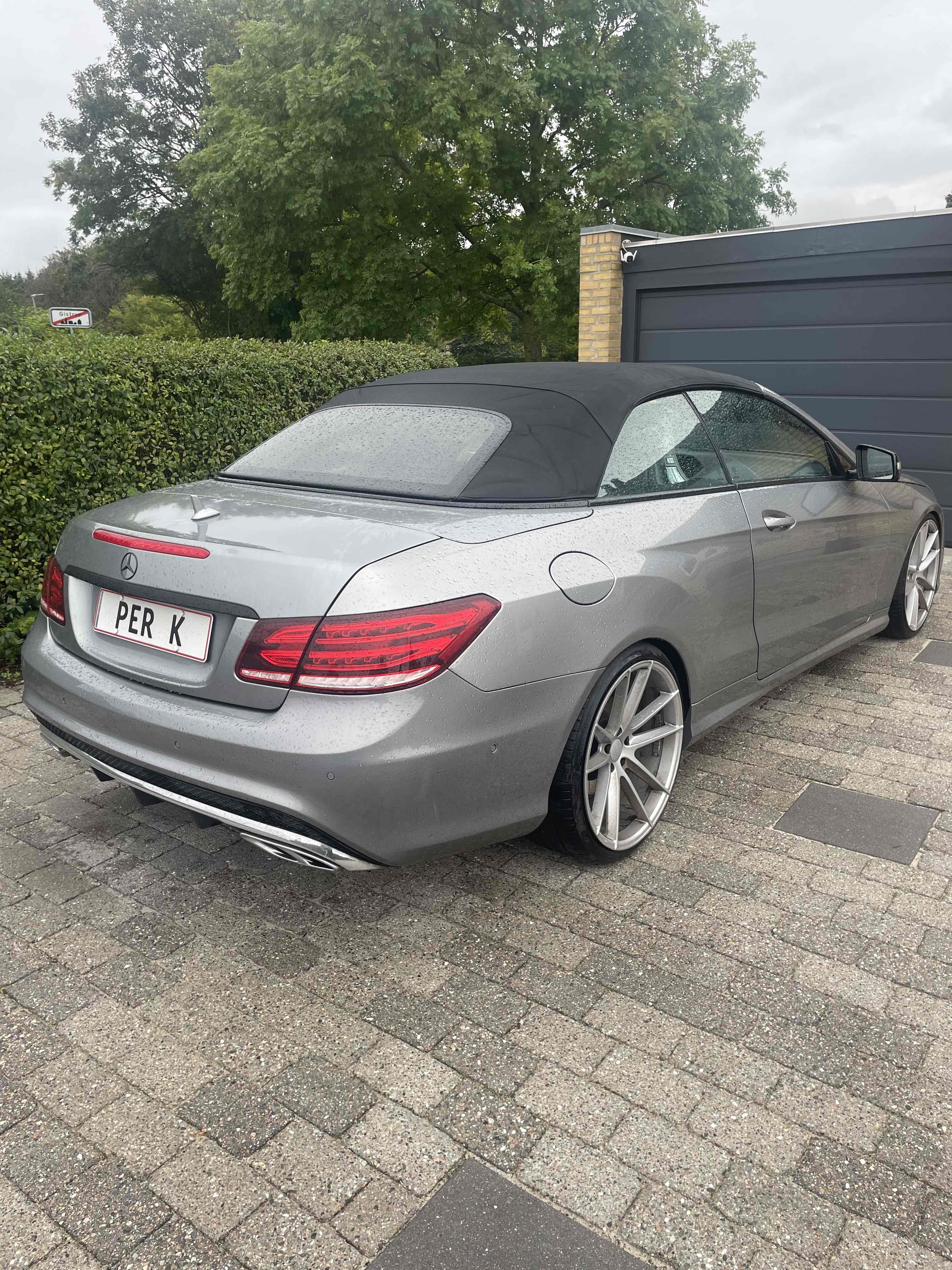 Sølv Mercedes E220 d fra 2013
