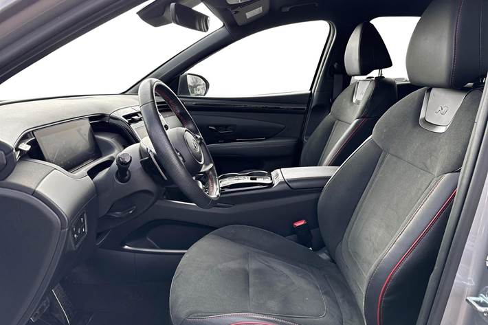 Sølv Hyundai Tucson fra 2021