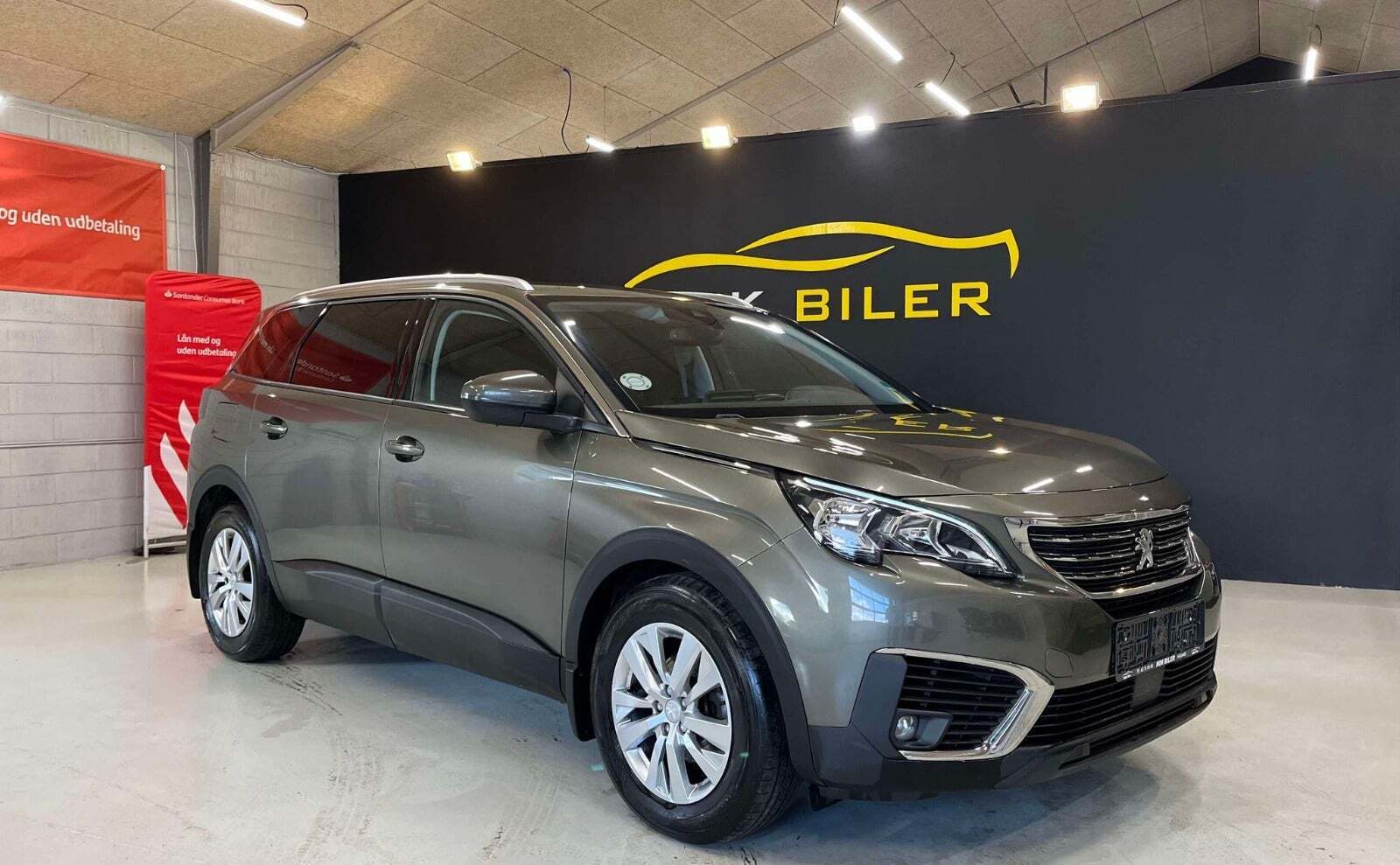 undefined Peugeot 5008 fra 2017 set udefra