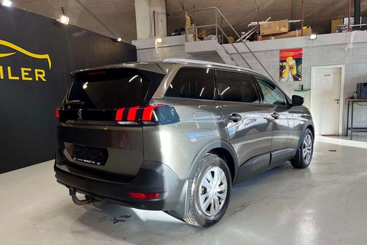 undefined Peugeot 5008 fra 2017