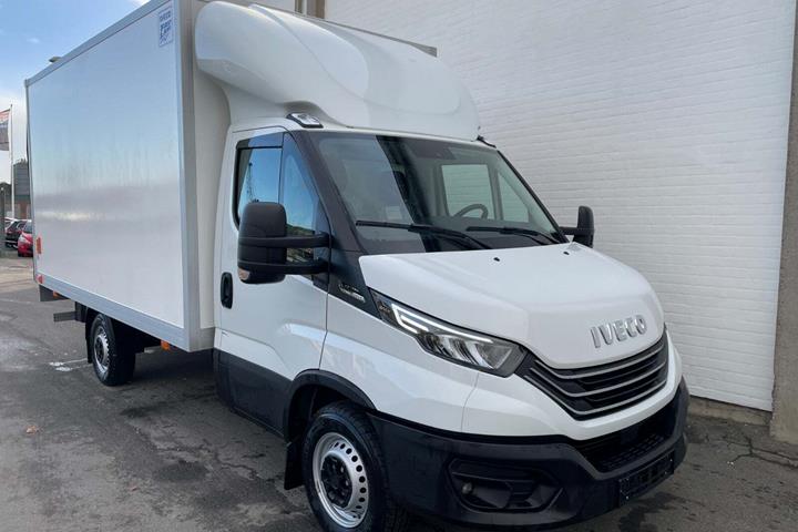 Hvid Iveco Daily fra 2024