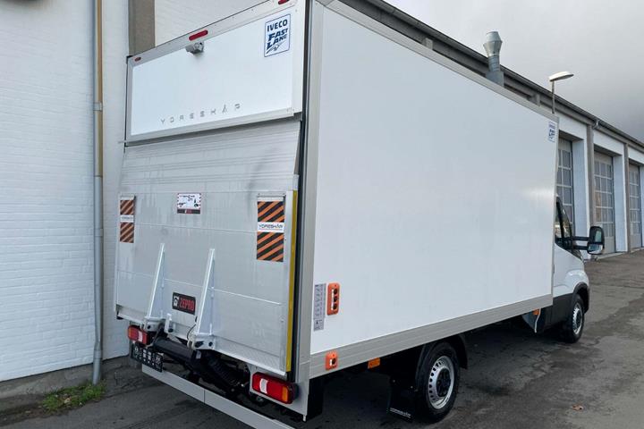 Hvid Iveco Daily fra 2024