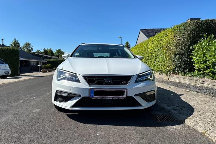 Hvid Seat Leon fra 2019