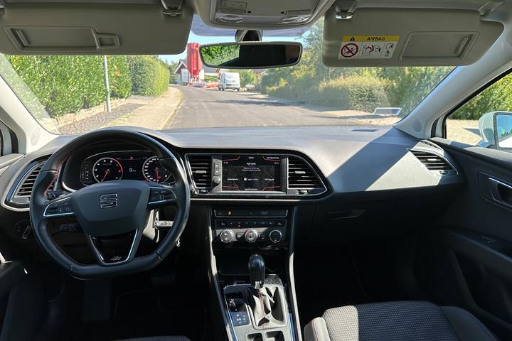 Hvid Seat Leon fra 2019