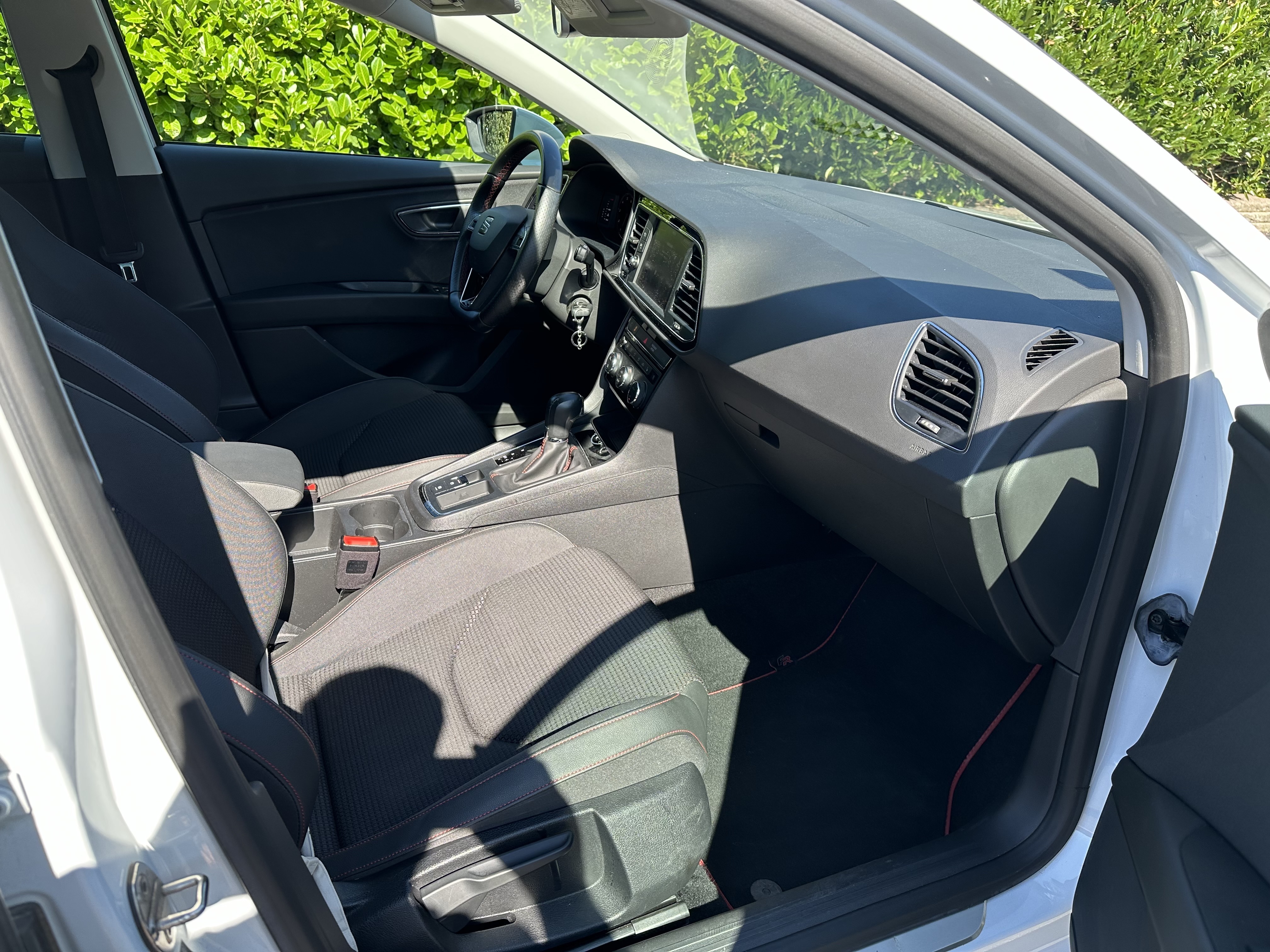 Hvid Seat Leon fra 2019