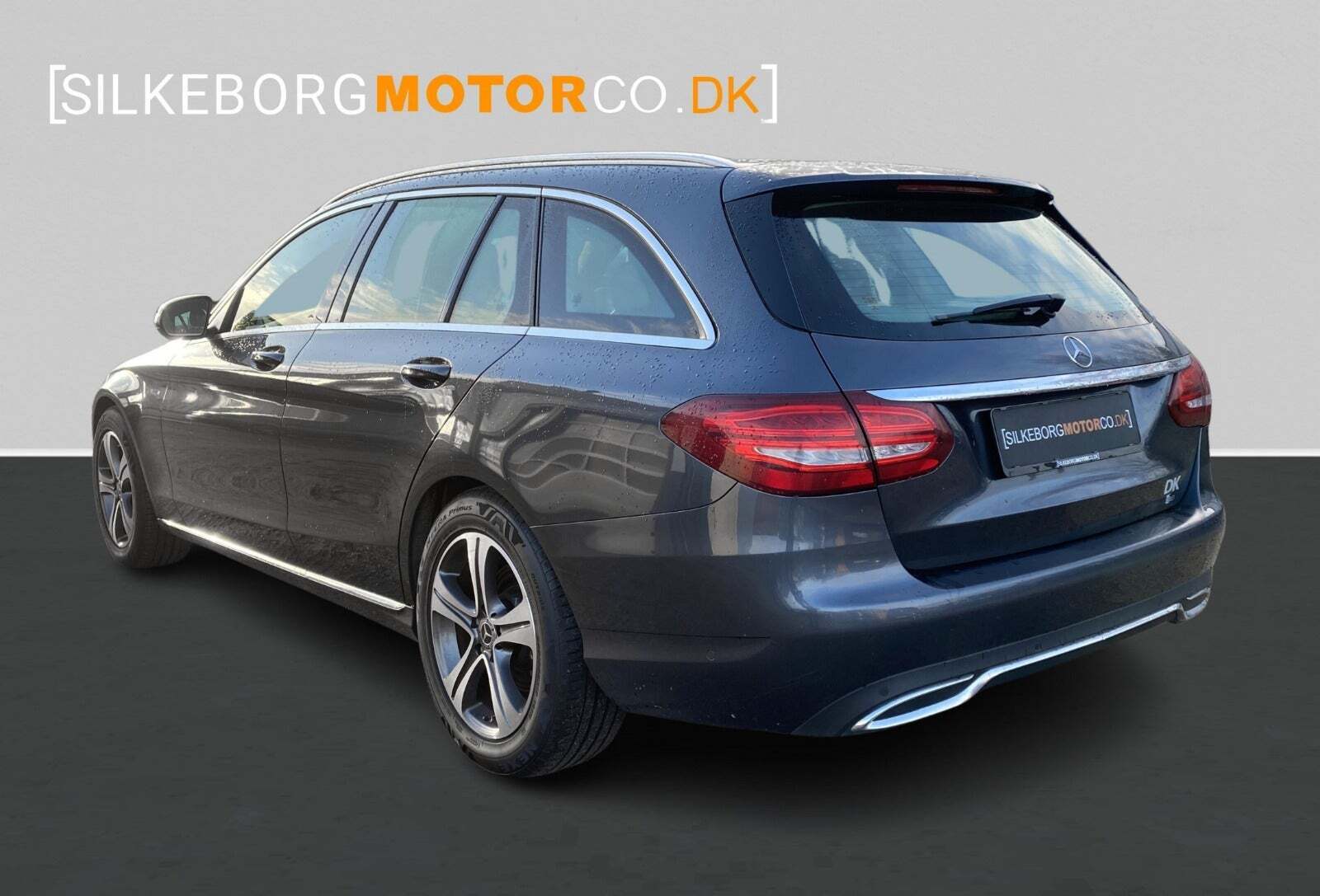 Grå Mercedes C220 d fra 2015