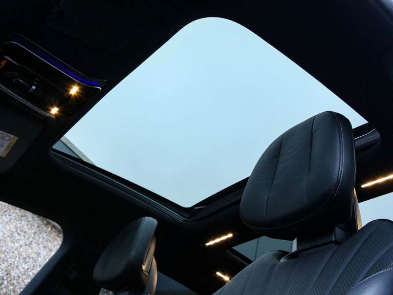 Mercedes EQS580