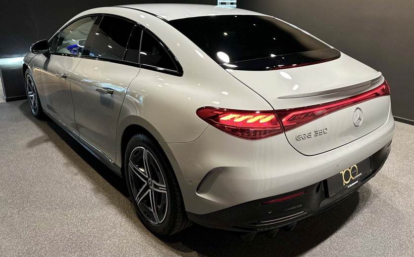 Mercedes EQE350
