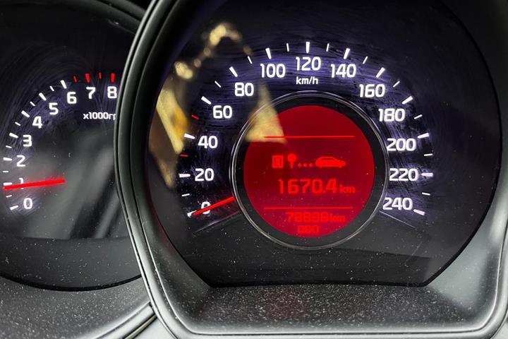 Grå Kia Ceed fra 2017