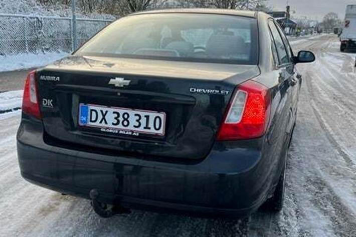 undefined Chevrolet Nubira fra 2010 set udefra