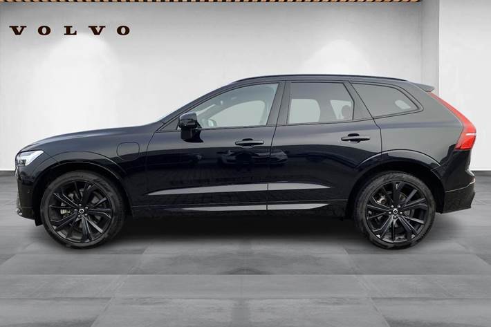 Sort Volvo XC60 fra 2023