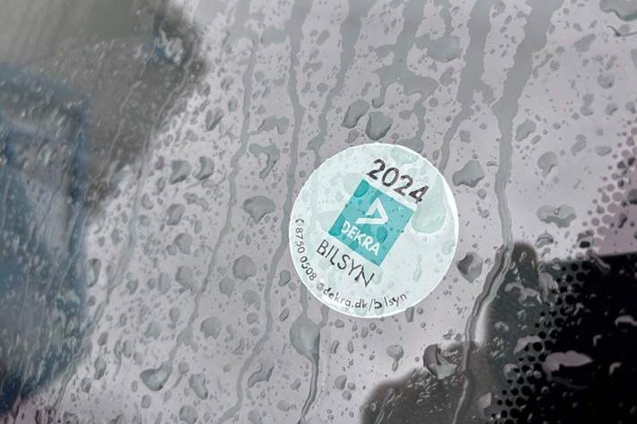 Grå Hyundai i20 fra 2014