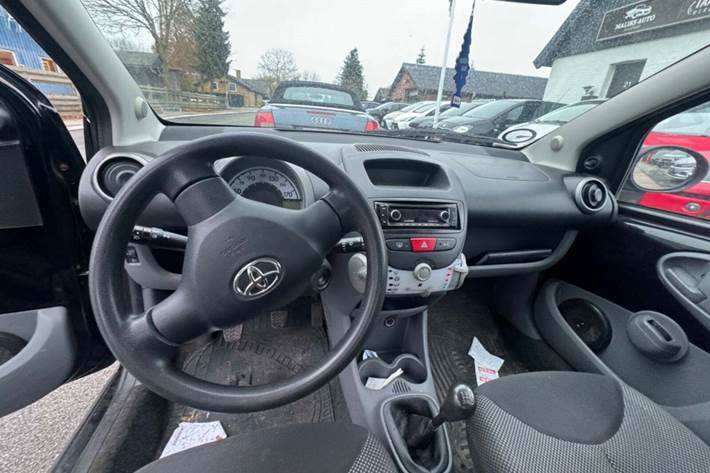 undefined Toyota Aygo fra 2010