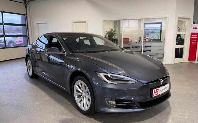 Tesla Model S