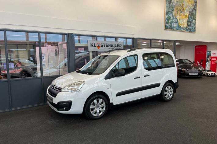 Hvid Citroën Berlingo fra 2016