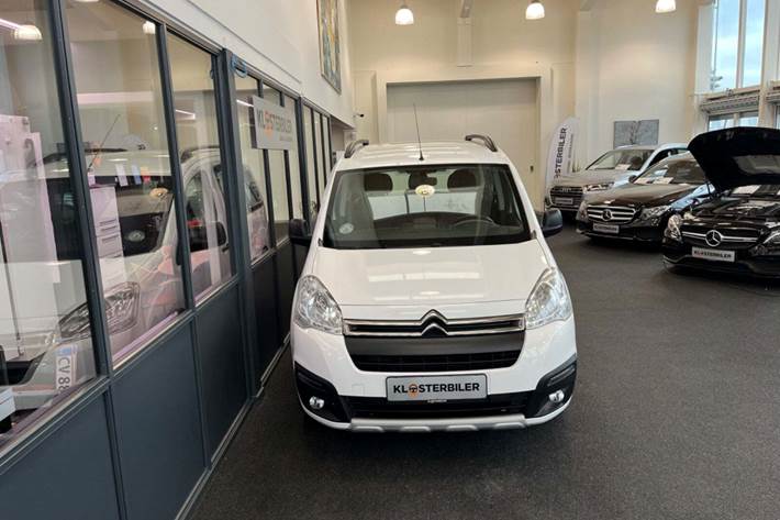 Hvid Citroën Berlingo fra 2016