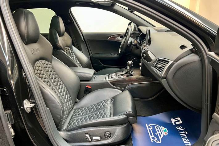 Hvid Audi RS6 fra 2015