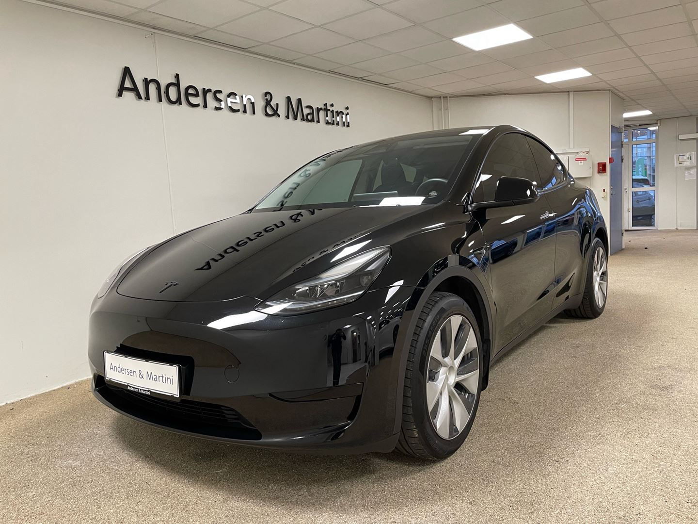 Tesla Model Y EL RWD 299HK 5d Aut. - 294.800 kr