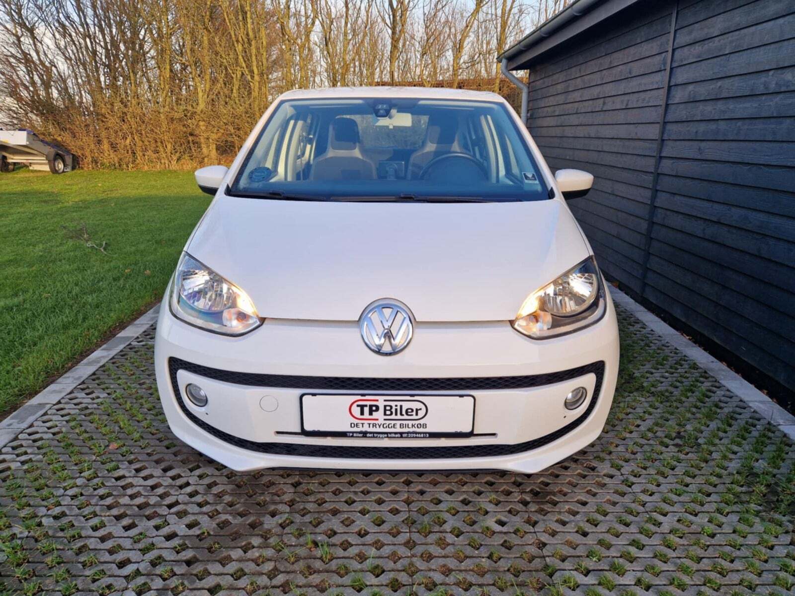 Hvid VW UP! fra 2016
