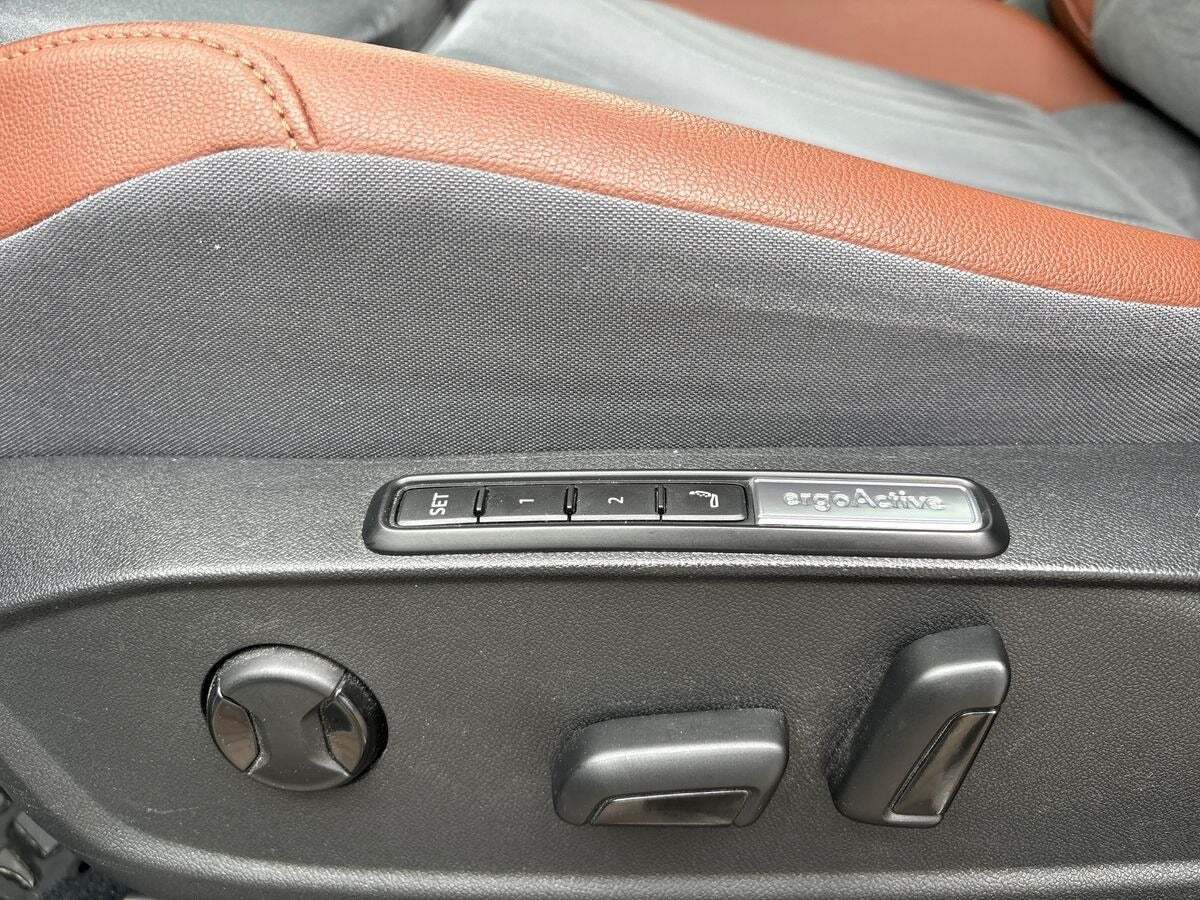 Hvid VW ID.4 fra 2021