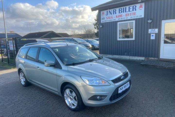 undefined Ford Focus fra 2010 set udefra