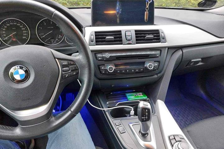 Sort BMW 4-serie fra 2017