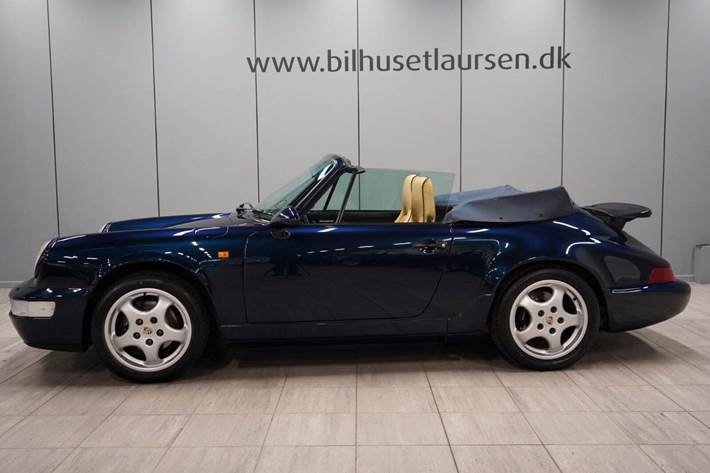 Blå Porsche 911 fra 1991