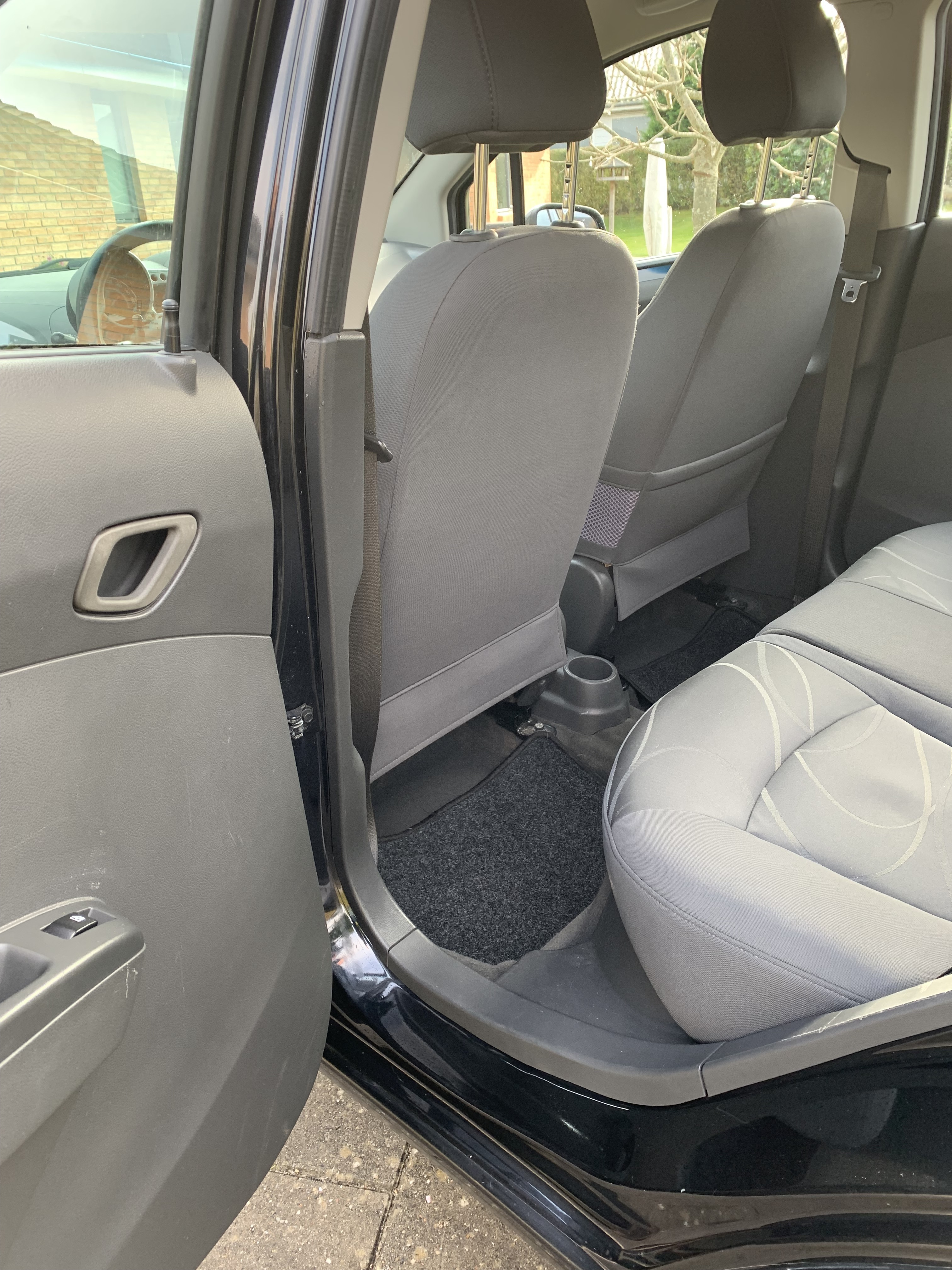 Sort Chevrolet Spark fra 2012